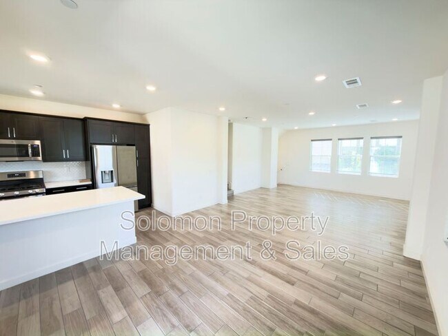 Building Photo - 4336 Harbor Way