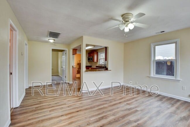 Building Photo - 2808 Arcadia Ave