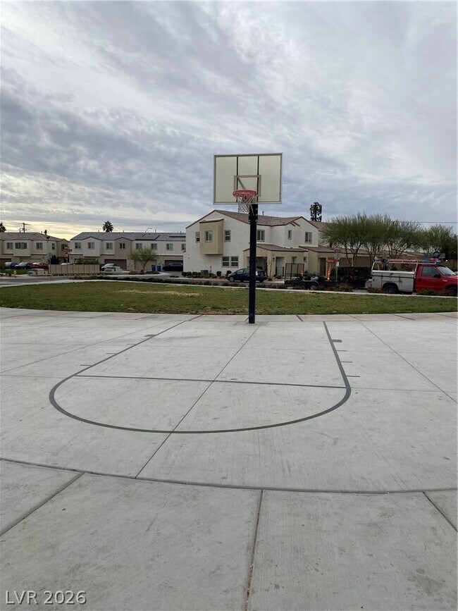 Building Photo - 3622 Hestia Ave