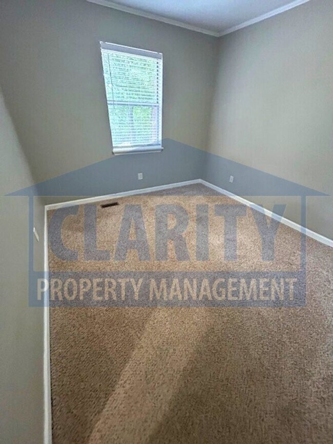 Building Photo - Remodeled three bedroom home on an acre lot!