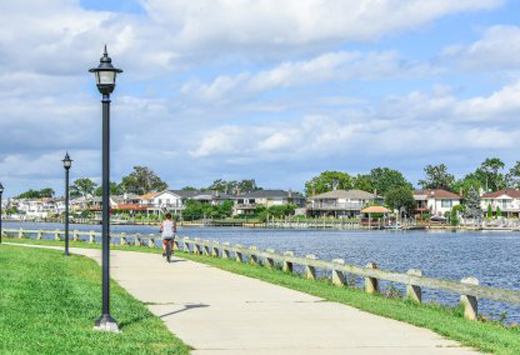 Building Photo - 36 2nd Ave