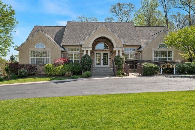 Building Photo - 103 Birchwood Dr