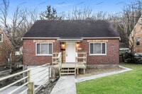 Building Photo - 3927 Delhi Rd