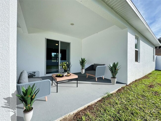 Building Photo - 442 Marion Oaks Course