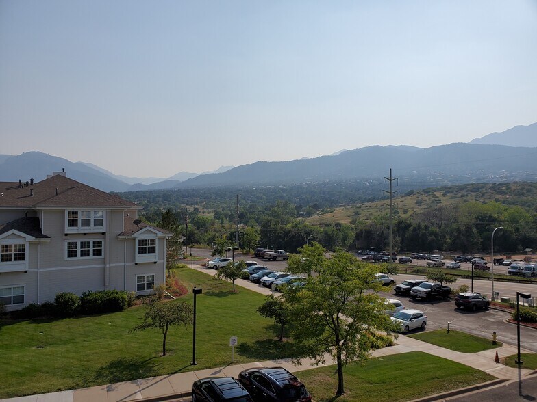 Building Photo - 1695 Little Bear Creek Pt