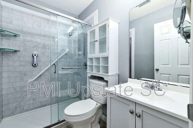 Building Photo - 98 Topsail Ct