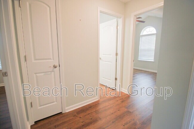 Building Photo - 35 Palmetto Green Dr