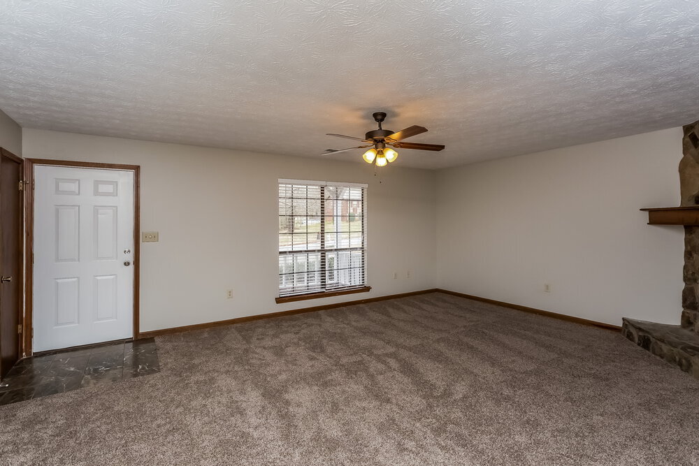 Building Photo - 295 Summertown Dr