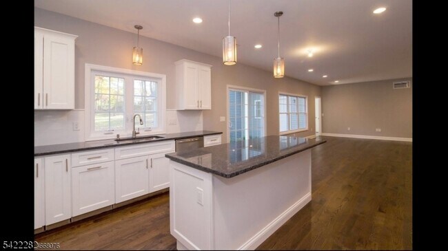 Building Photo - 227 E McClellan Ave