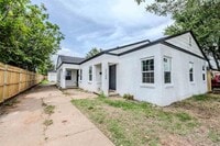 Building Photo - 2130 1/2 Ave H