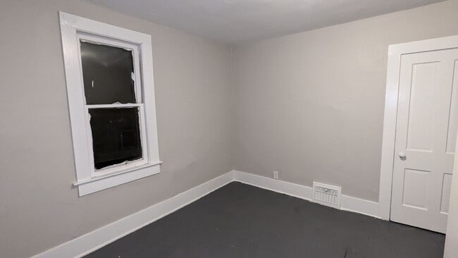 Building Photo - Atlas Investment Group, LLC (569 Allyn St ...