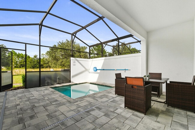 Building Photo - 17407 Hidden Forest Dr