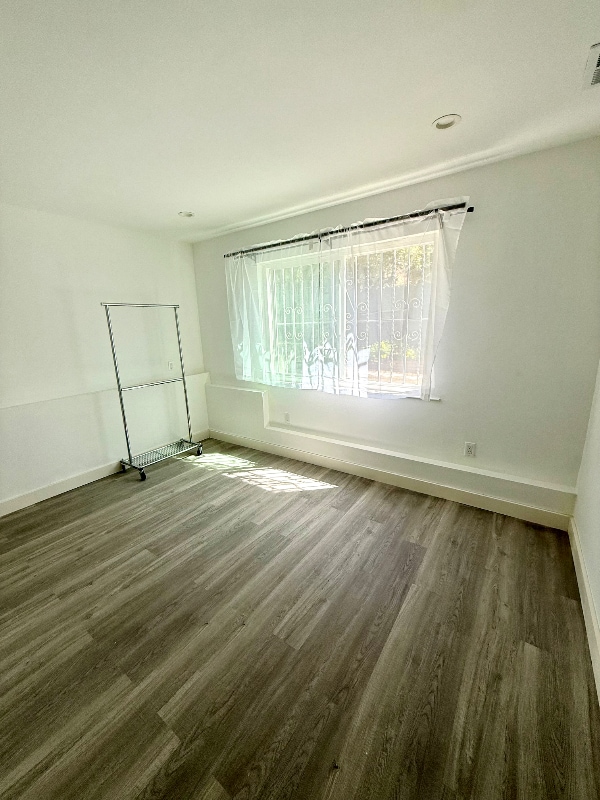 Building Photo - 111 Magellan Dr