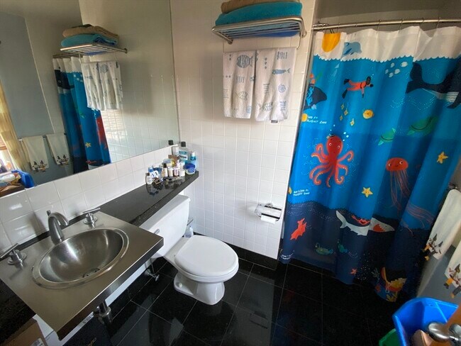 Building Photo - 113 W Dedham St