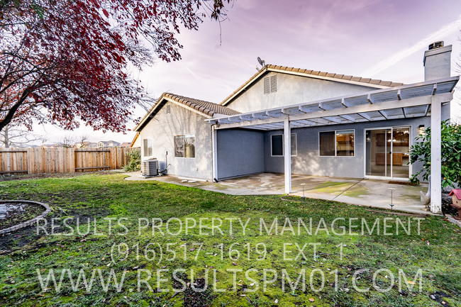 Building Photo - Gorgeous Single Story Home in Rocklin with...