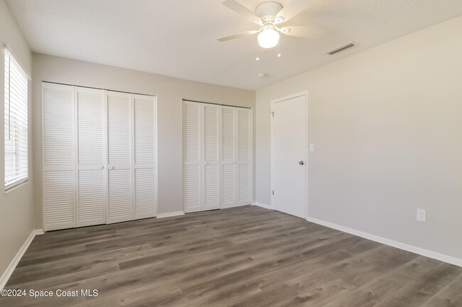 Building Photo - 1035 Country Club Blvd