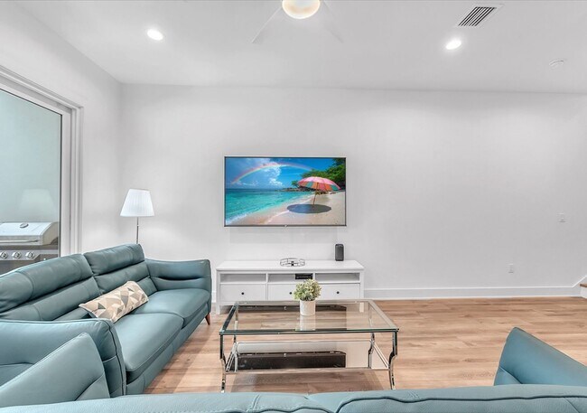 Building Photo - 15405 Gulf Blvd