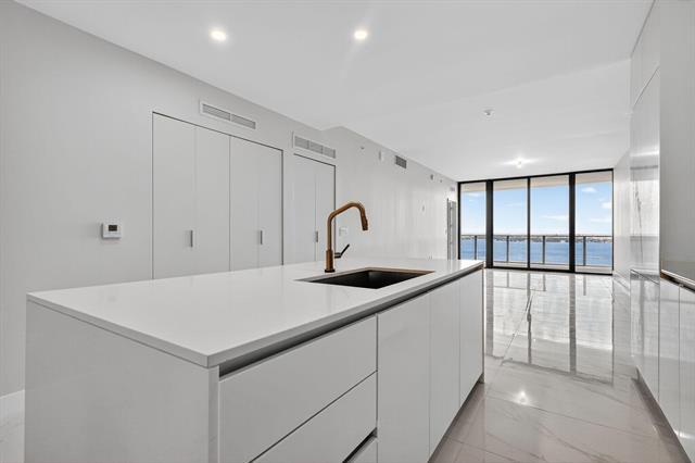 Primary Photo - 701 NE 23rd St