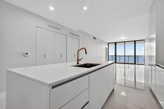 Building Photo - 701 NE 23rd St