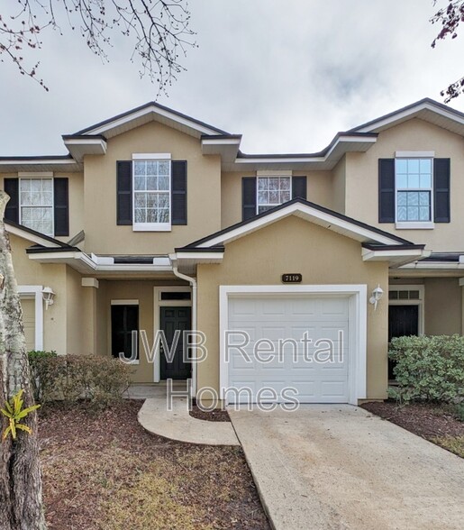 Building Photo - 7119 Timmerman Ln