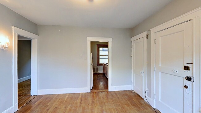 Building Photo - 1bed in Mid Cambridge