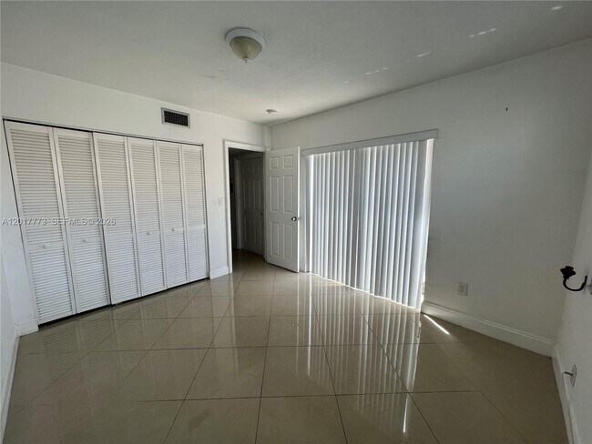 Building Photo - 7106 NW 169th St