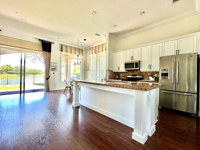 Building Photo - 8186 NW 105th Ln