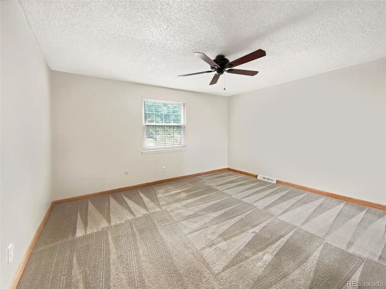 Building Photo - 8708 Independence Way