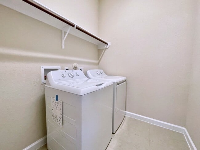 Building Photo - 19642 Travis Cannon Ln