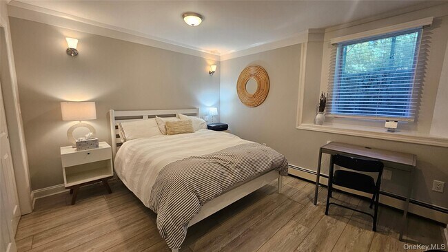 Building Photo - 11 John St