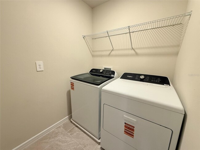 Building Photo - 2346 Southbury Dr