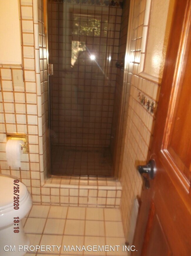 Building Photo - Studio, 1 bath House - 17106 Shady Lane