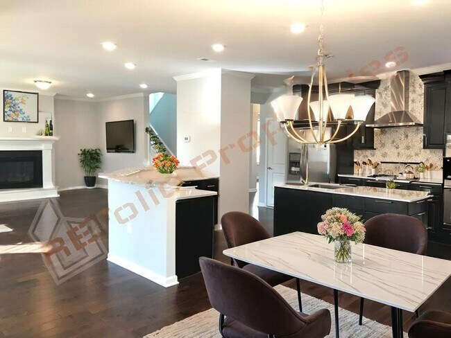 Building Photo - 1648 Pantego Trl