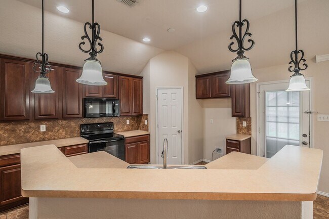 Building Photo - excellent single story home in Willow Park