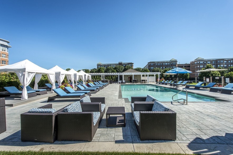 Pool Deck Area - Quarrystone At Overlook Ridge