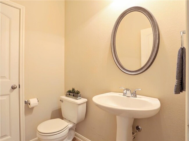 Building Photo - 10720 Sorghum Hill Cove