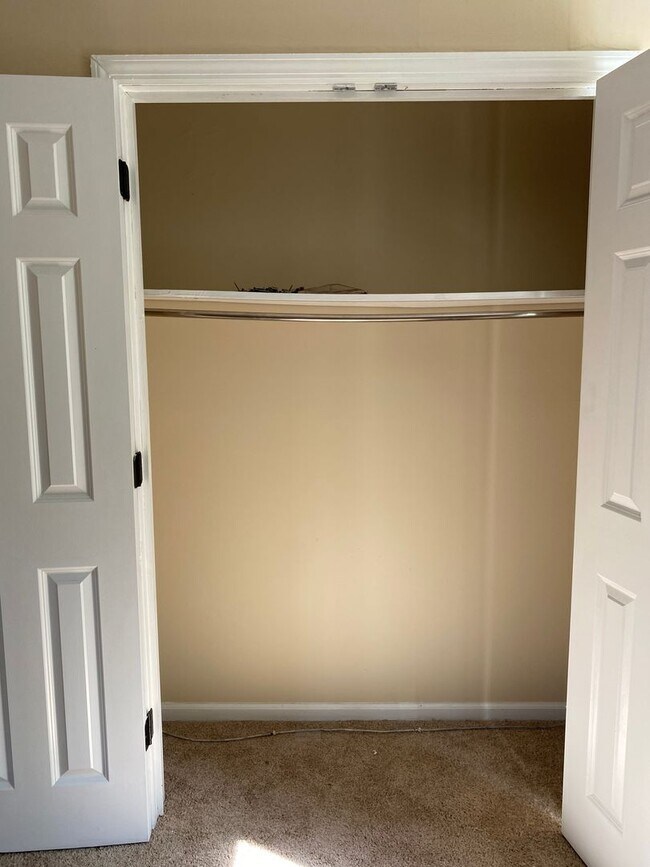 Building Photo - NEWLY RENOVATED- MOVE IN SPECIAL 300.00 OF...