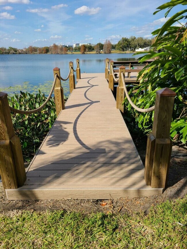 Building Photo - LAKE FRONT on Lake Highland!