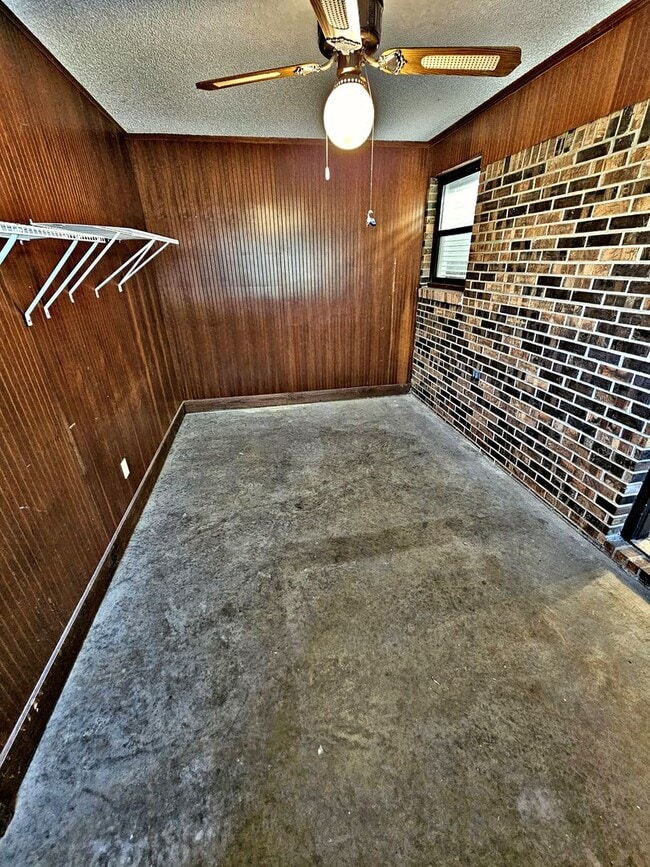 Building Photo - ***Move In Special***HOUSE FOR RENT - PRIC...