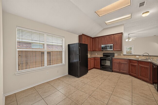 Building Photo - 5006 Juniper Walk Ln