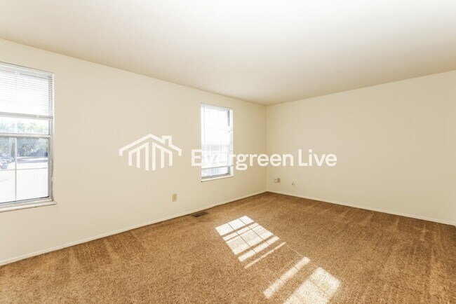 Building Photo - 7673 Mt Hood