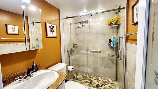 Building Photo - 888 Intracoastal Dr