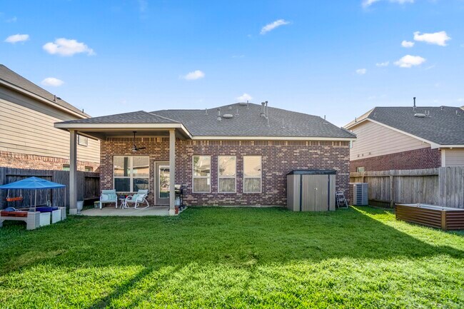 Building Photo - 23719 Lucas Creek Dr
