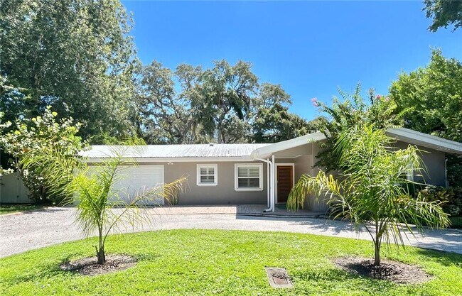 Primary Photo - 1060 Jesse Ave