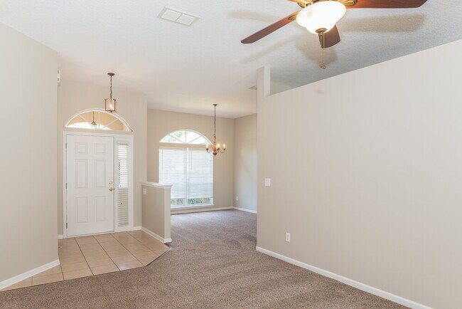 Building Photo - 407 Sparrow Branch Cir