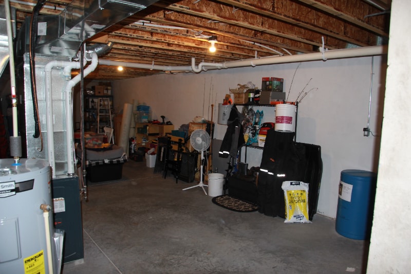 Building Photo - 2411 Welhouse Dr