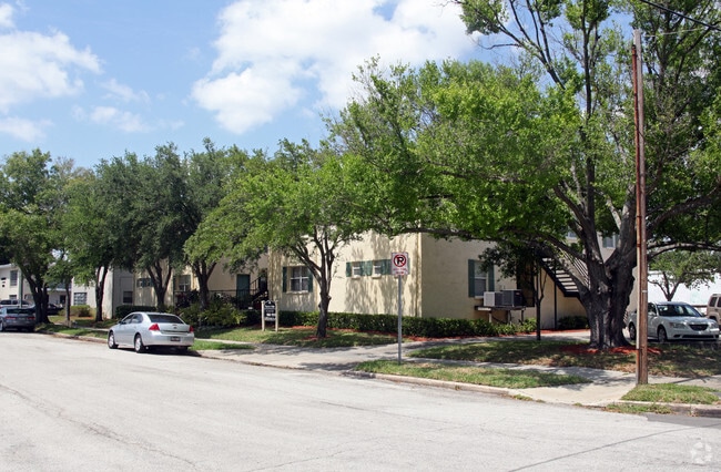 Primary Photo - Vincent Arms