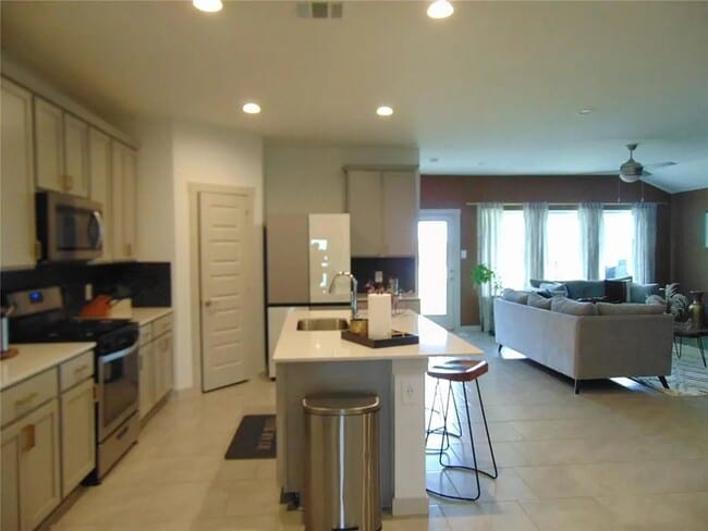 Building Photo - 2417 Mar Vis Ln
