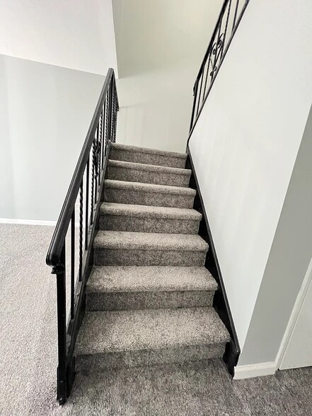 Building Photo - 431 Brandywine Ct