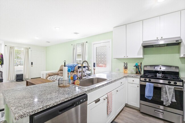Building Photo - 3 Bedroom/2 Bath WaterWheel Subdivision